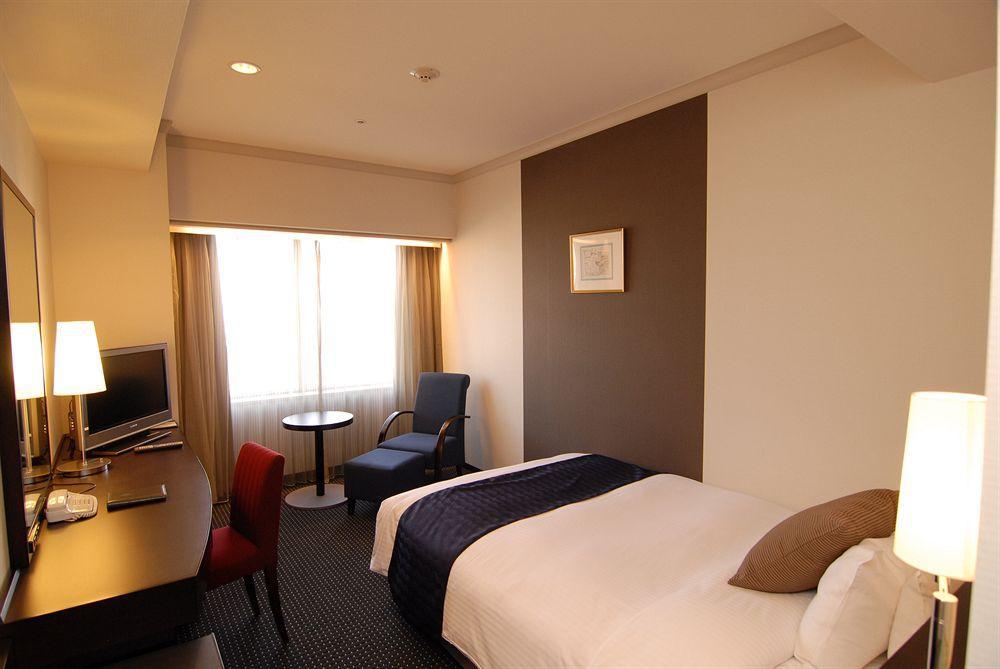 Ana Holiday Inn Tokyo Bay By Ihg Номер фото