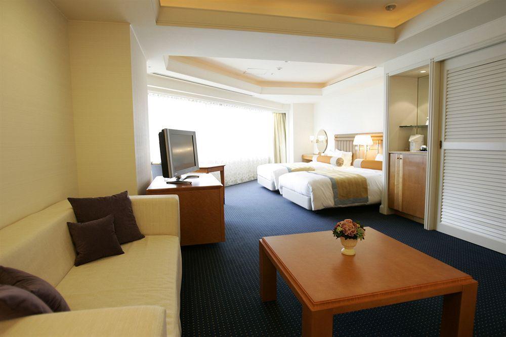 Ana Holiday Inn Tokyo Bay By Ihg Номер фото