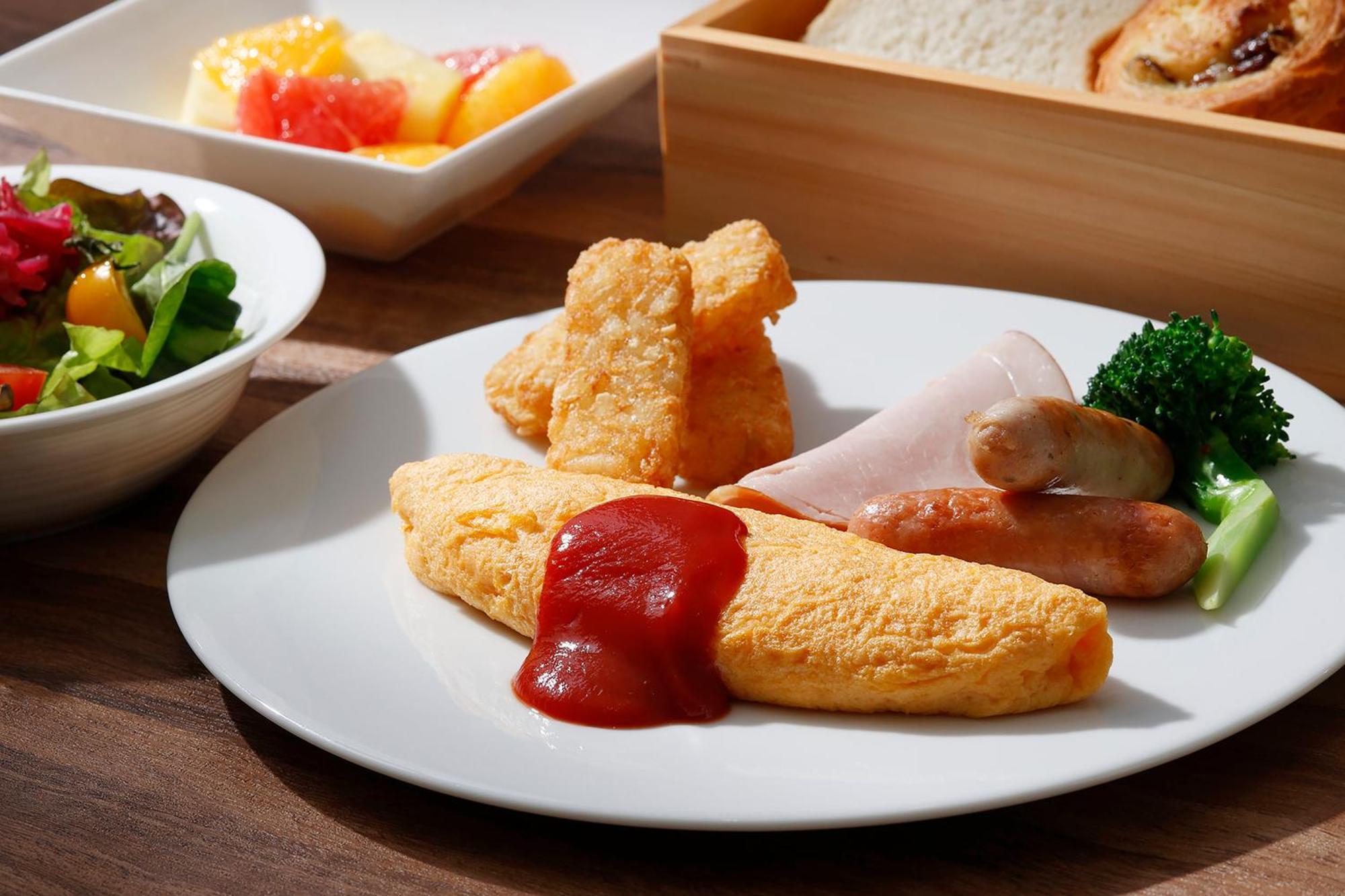 Ana Holiday Inn Tokyo Bay By Ihg Екстер'єр фото