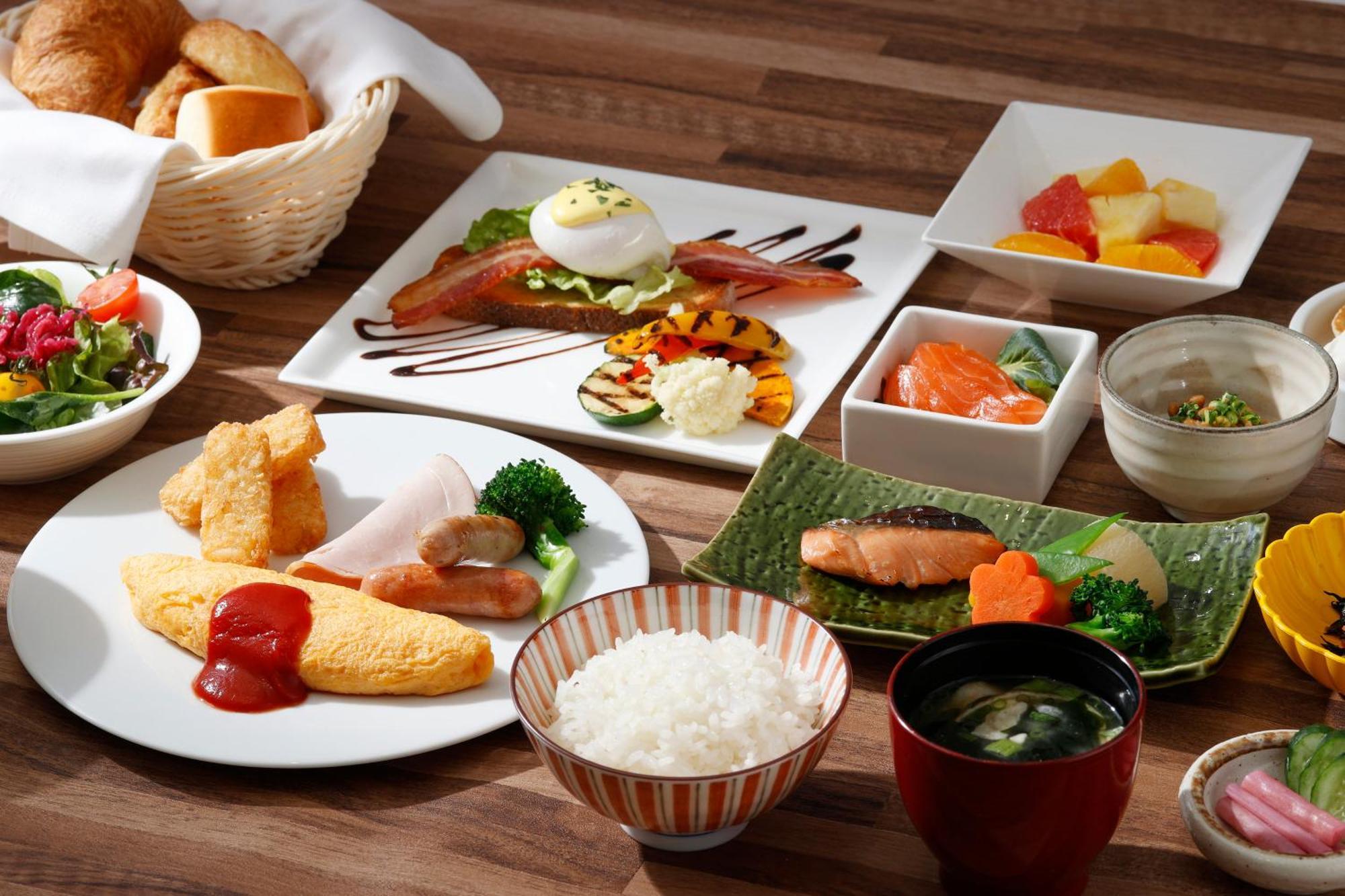 Ana Holiday Inn Tokyo Bay By Ihg Екстер'єр фото